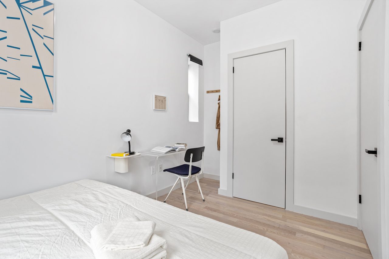 a room in Sugar Hill photo 2