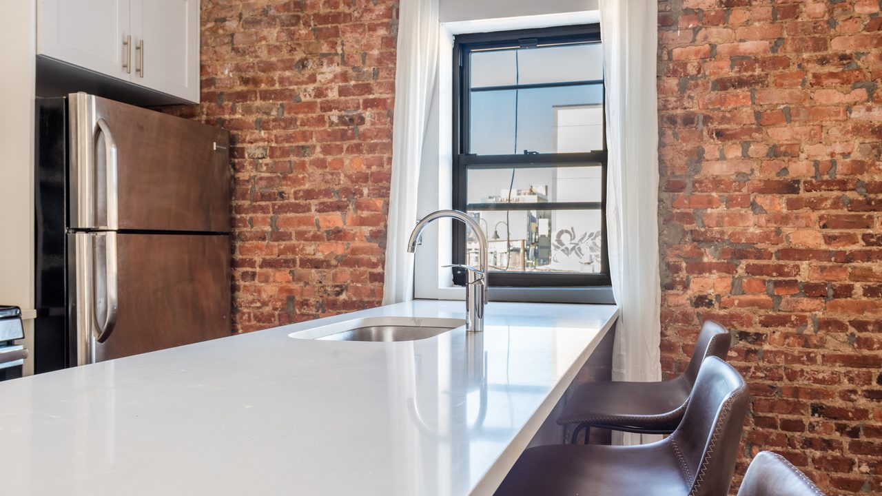 a room in Bushwick photo 7