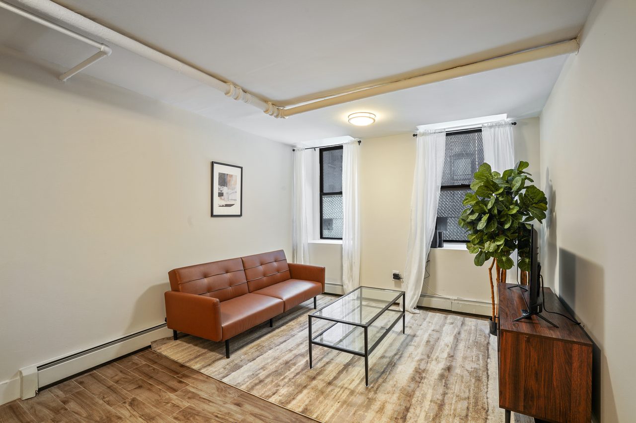 a room in Morningside Heights photo 5