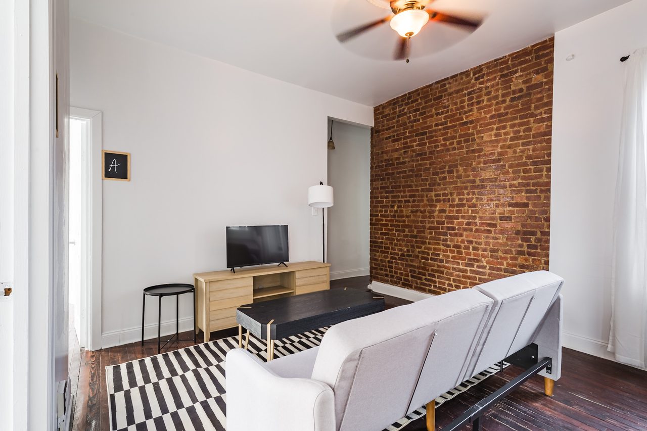 a room in Sugar Hill photo 6