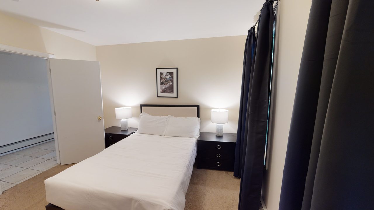 private room in Wellington-Harrington photo 2