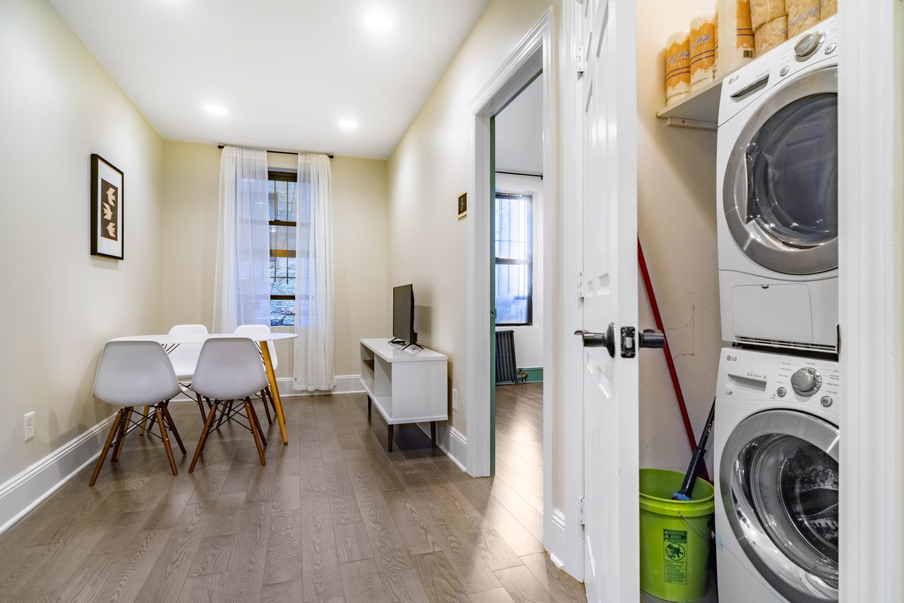 a room in Flatiron District photo 5