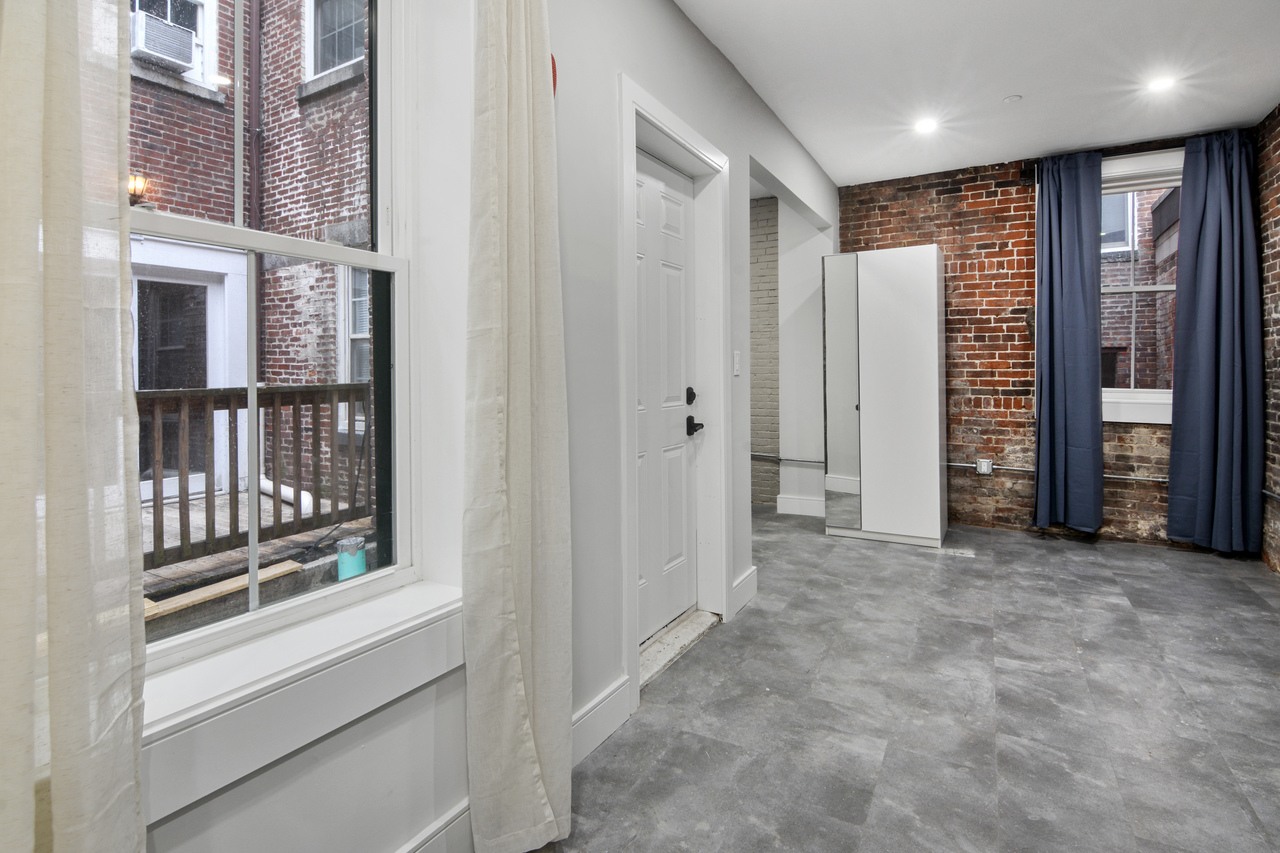 a room in North End photo 5