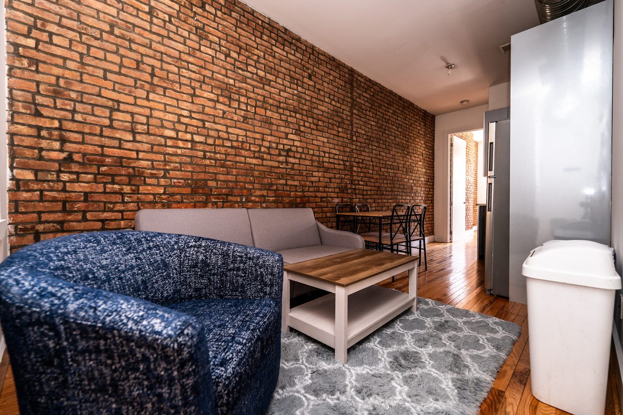 a room in Ocean Hill photo 5