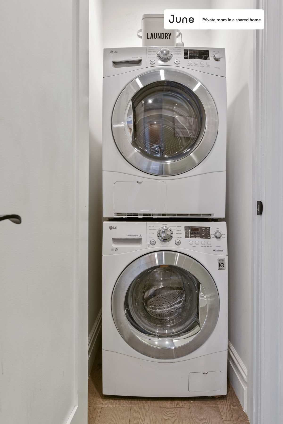 a room in East Village photo 9