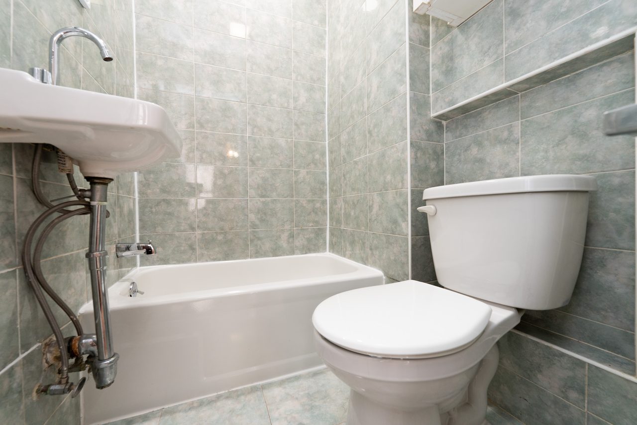 a room in Upper East Side photo 5