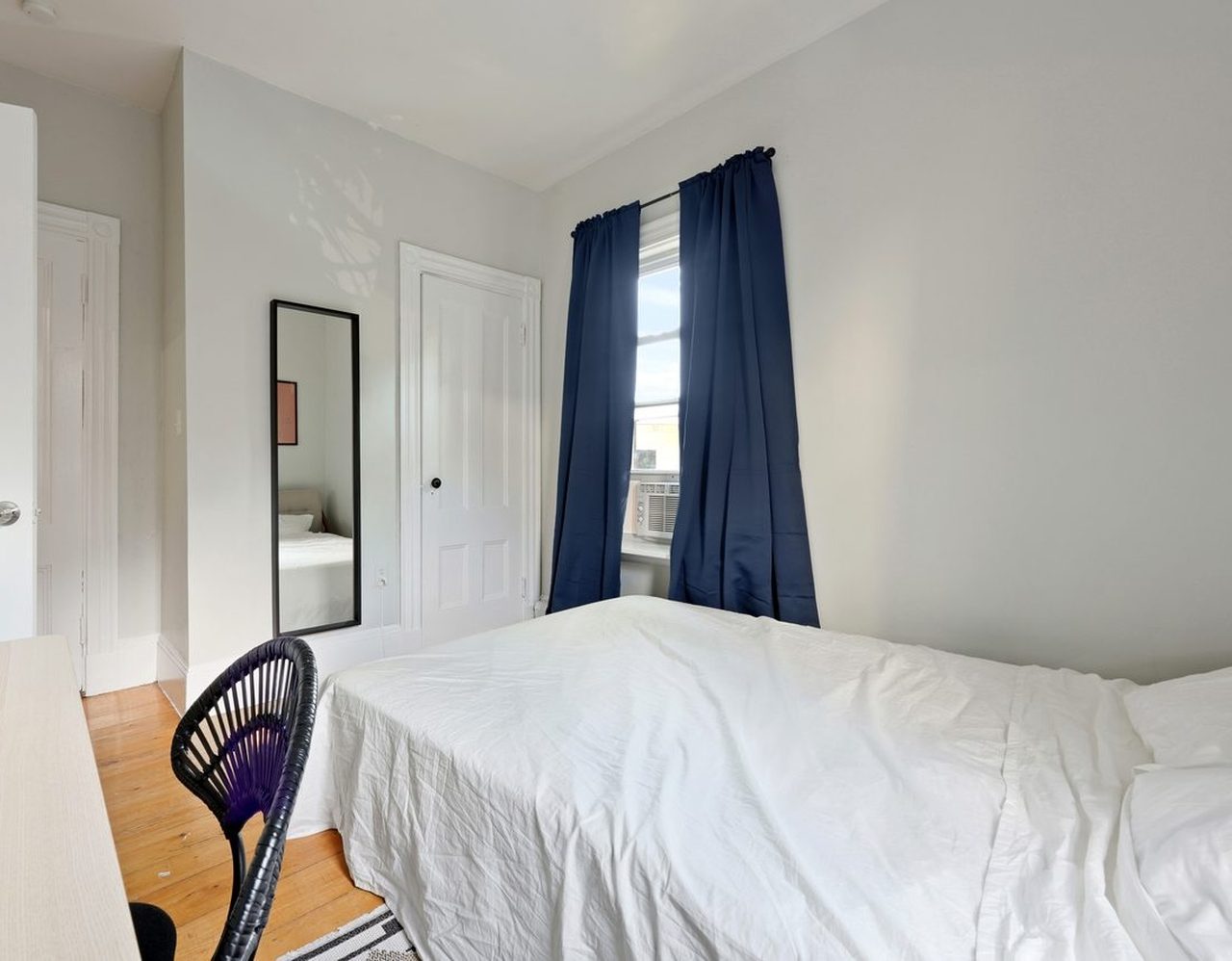 a room in Mission Hill photo 2