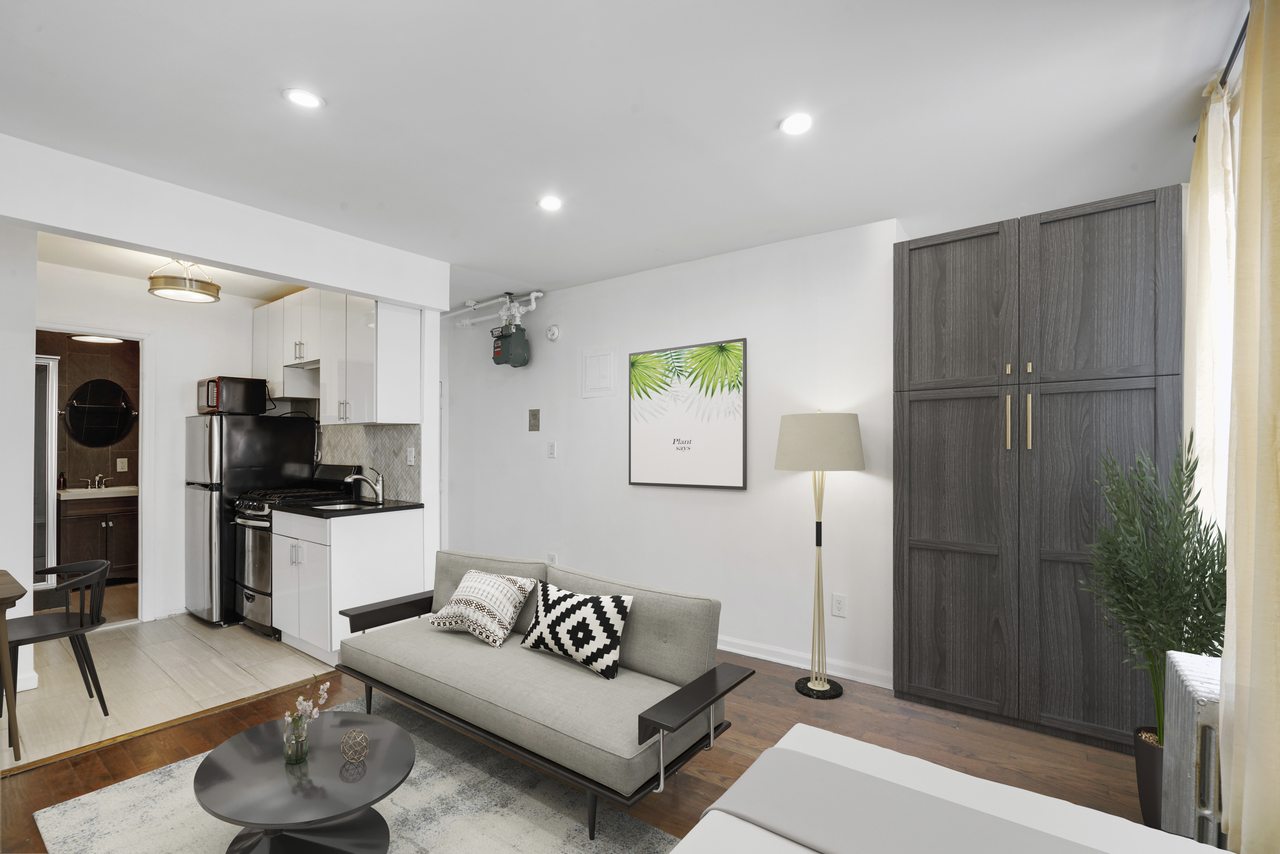 a room in East Village photo 2