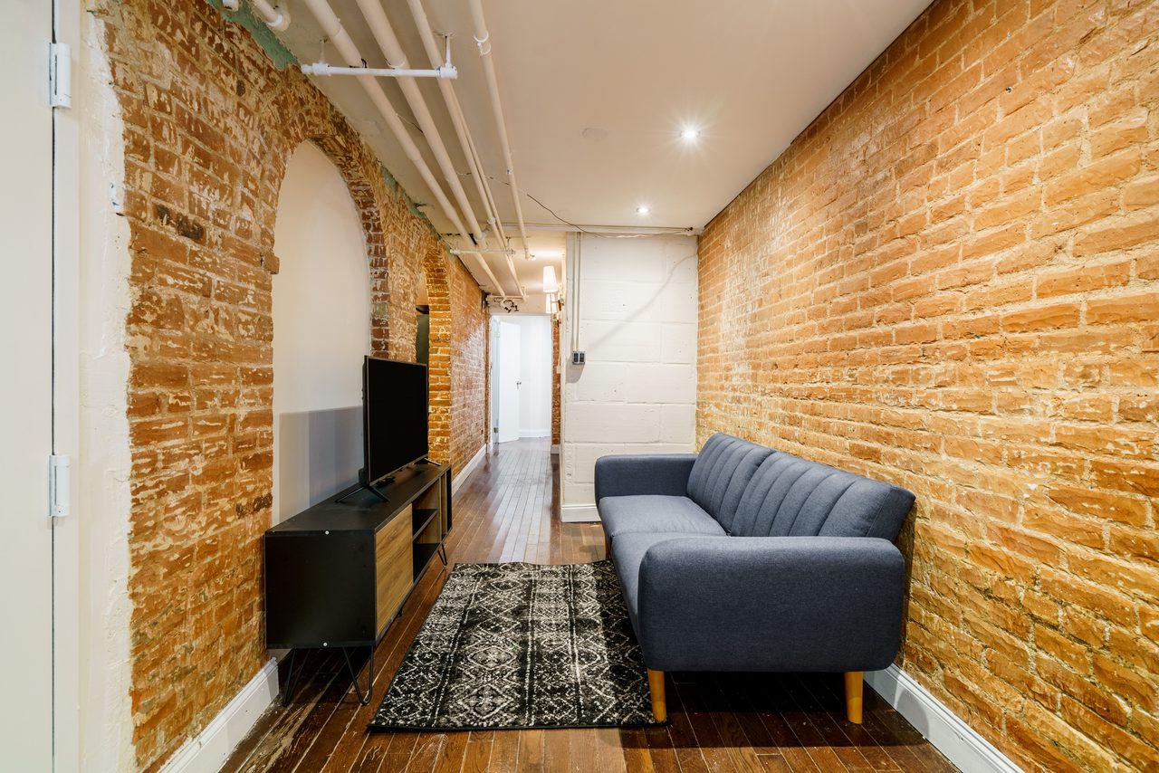 a room in Clinton Hill photo 7