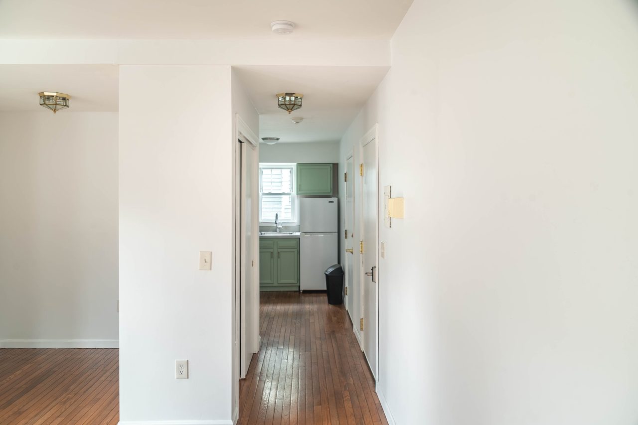 a room in Prospect Hill photo 6