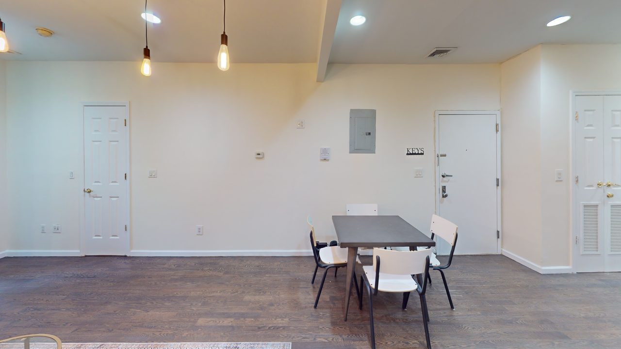 a room in Harlem photo 5