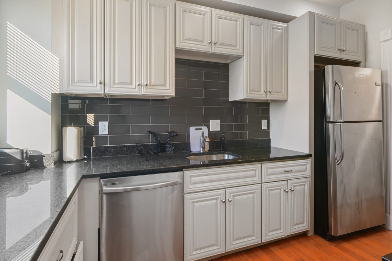 a room in Allston photo 5