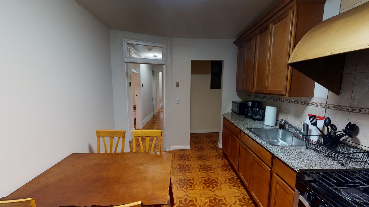 a room in Harlem photo 6