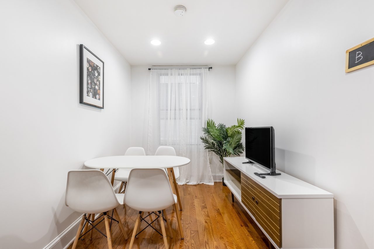 a room in Flatiron District photo 2