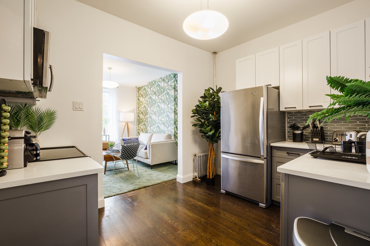 a room in Crown Heights photo 4