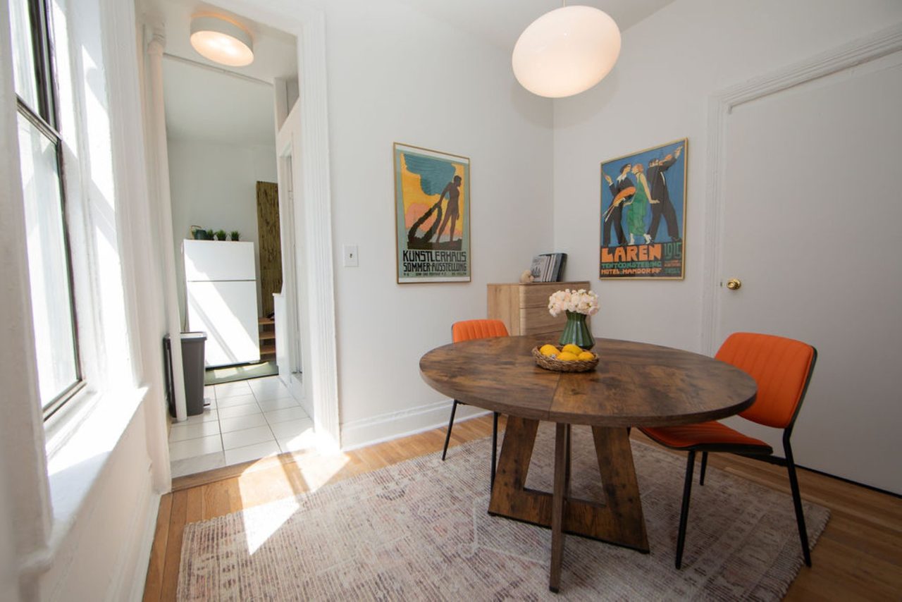 a room in Hell's Kitchen photo 5