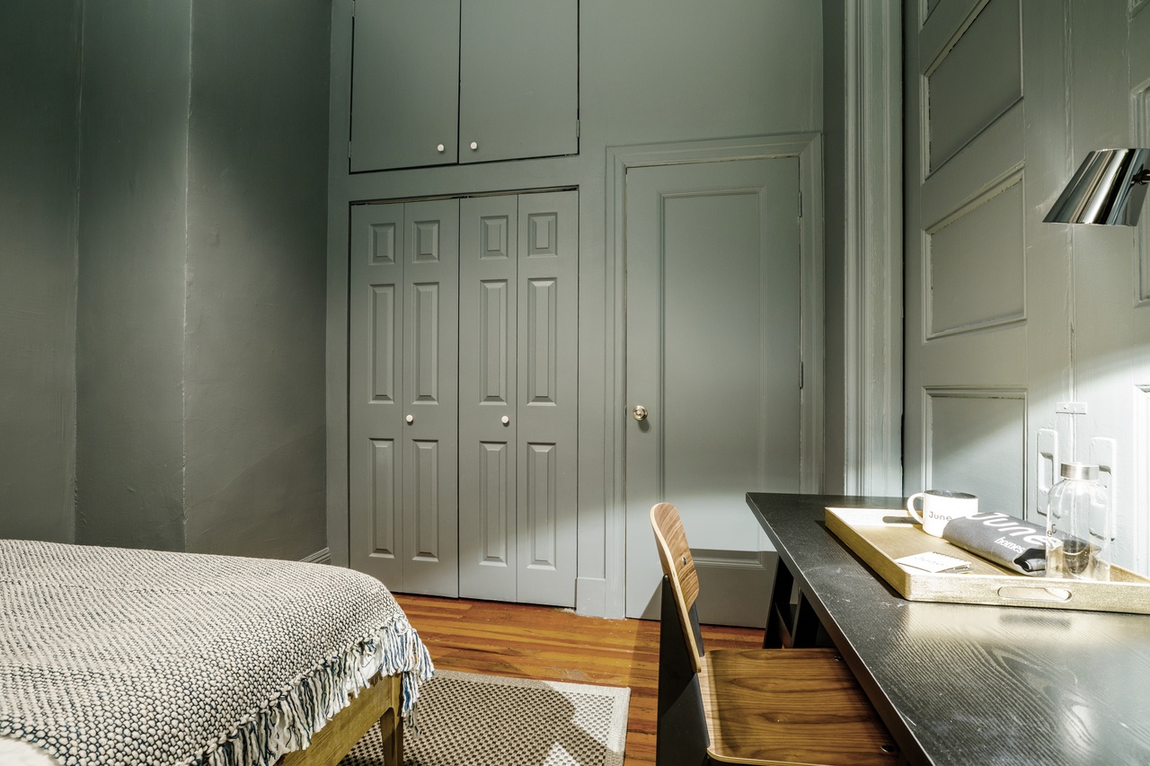 a room in Chelsea photo 2