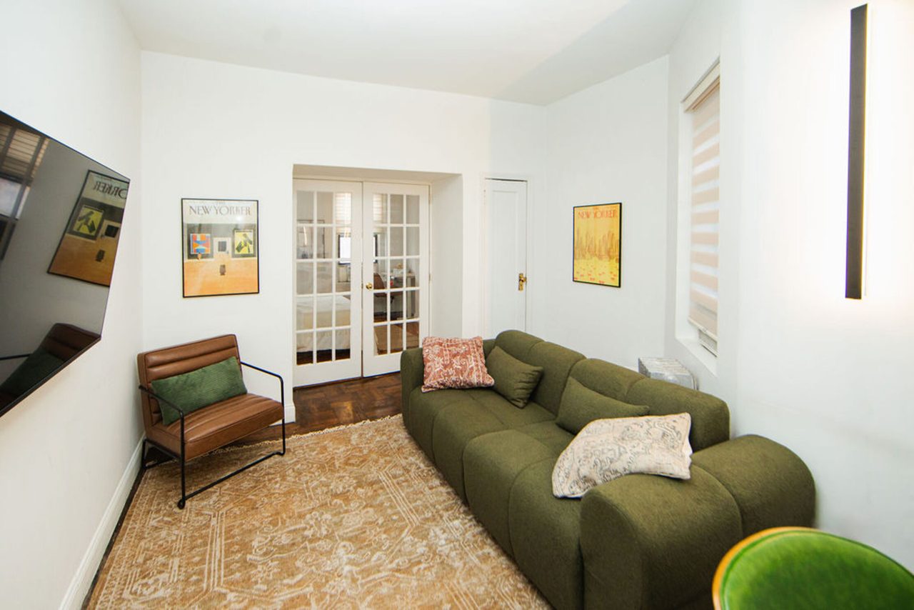 a room in East Village photo 4