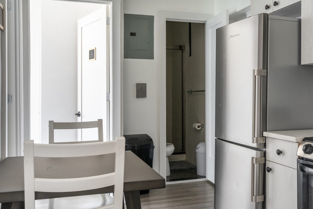 a room in East Village photo 7