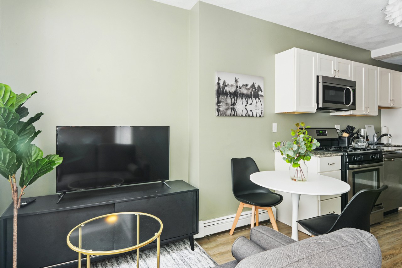 a room in North End photo 5