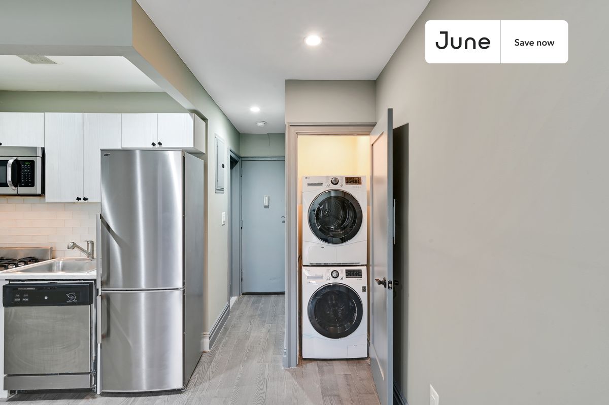 1 bedroom in East Village photo 7