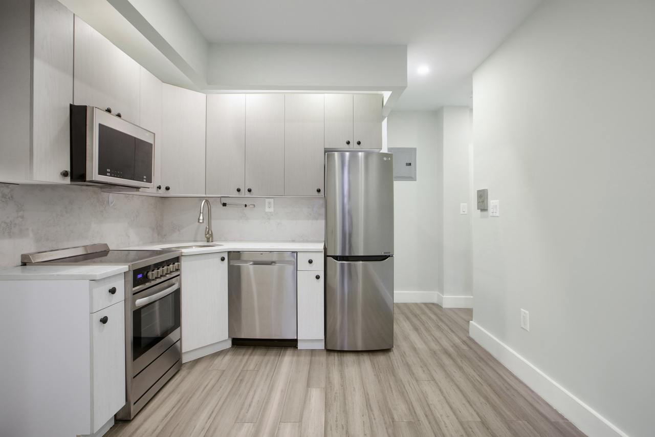 a room in East Village photo 4