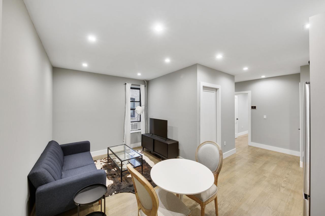 a room in Harlem photo 2