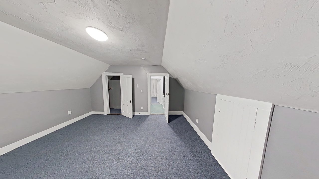 a room in Ward Two photo 2