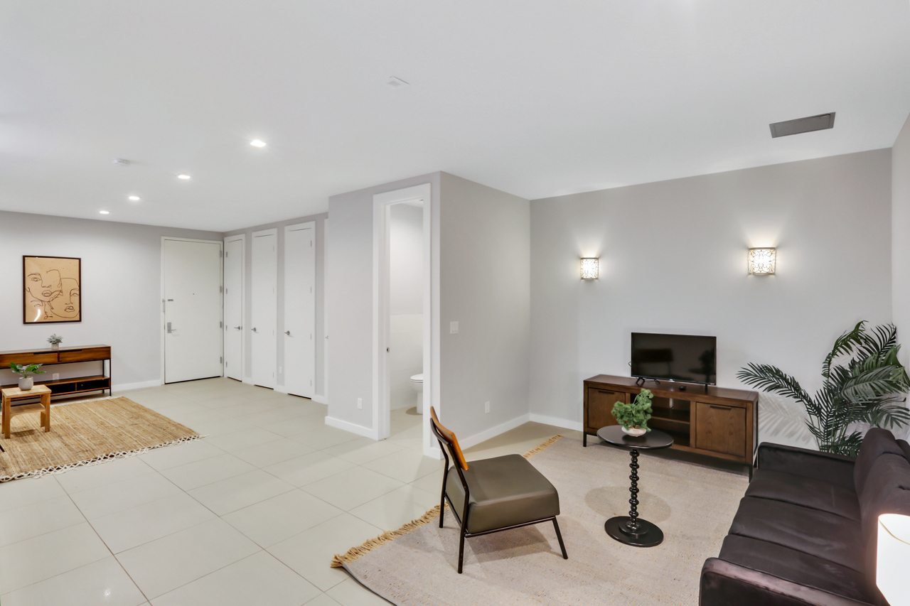 a room in Bedford-Stuyvesant photo 8