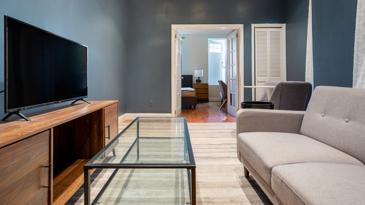 a room in East Village photo 6