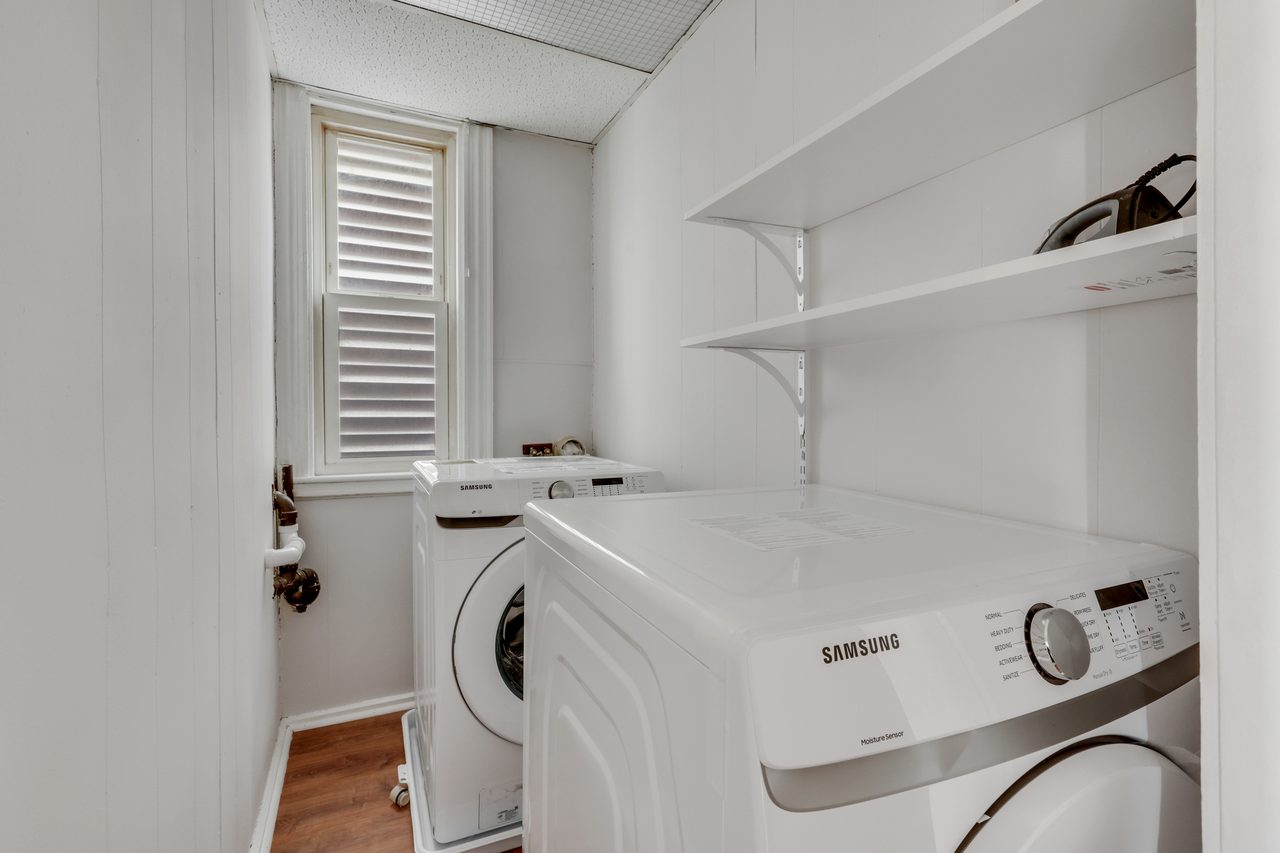 a room in Dorchester photo 8