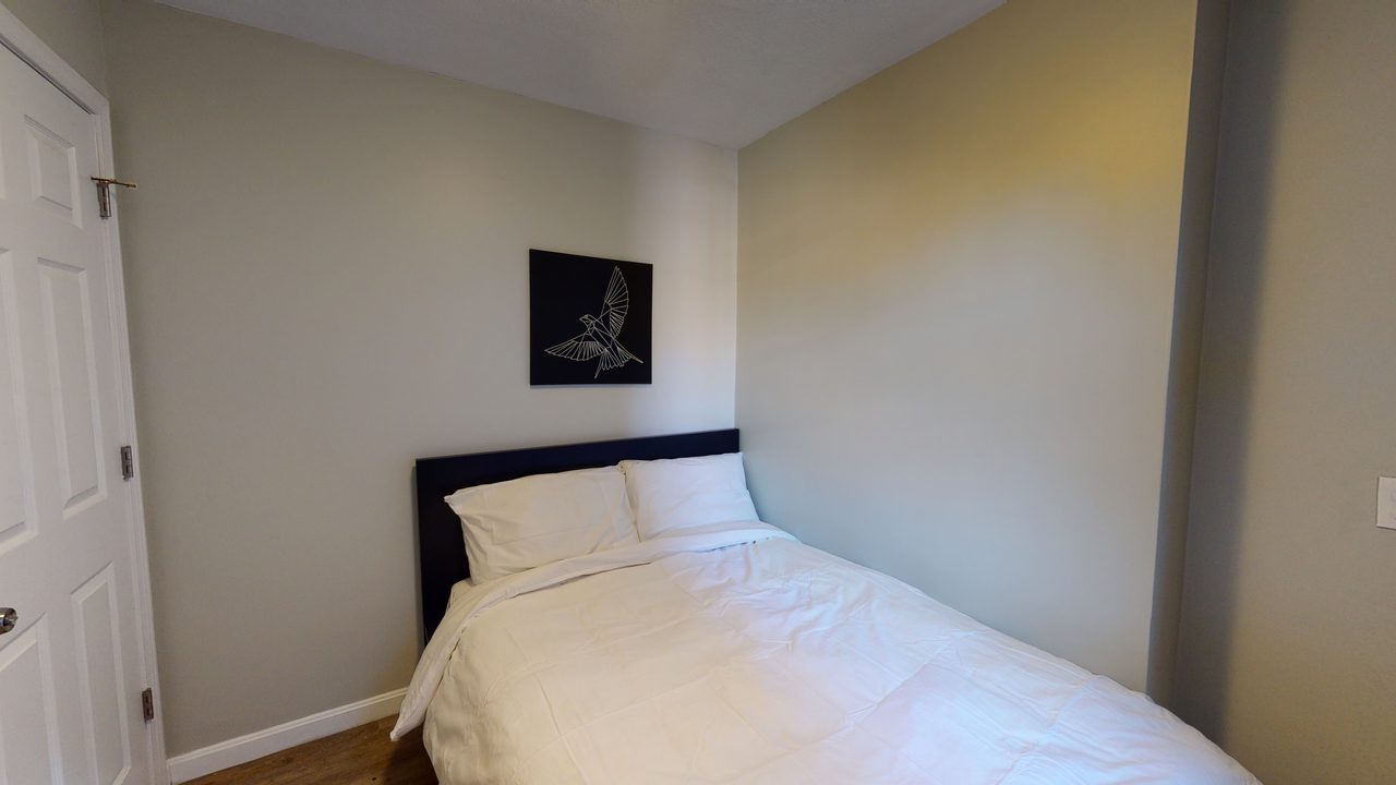 a room in North End photo 3
