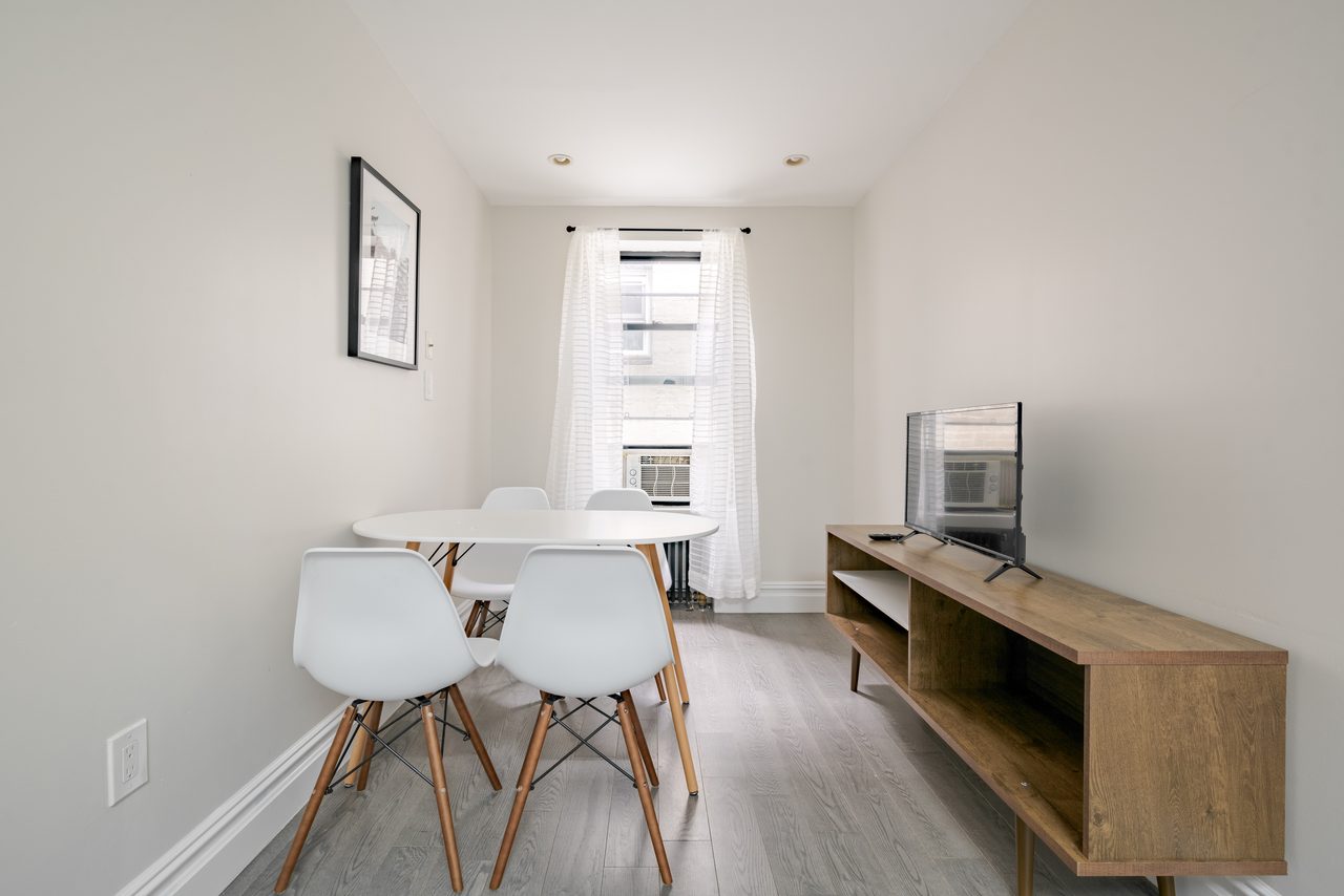 a room in Flatiron District photo 5