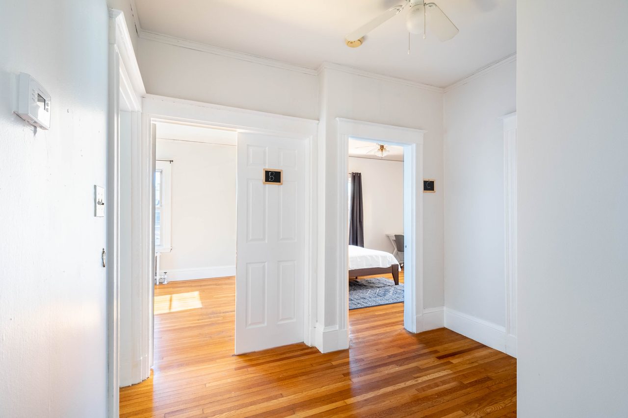 a room in Oak Square photo 9