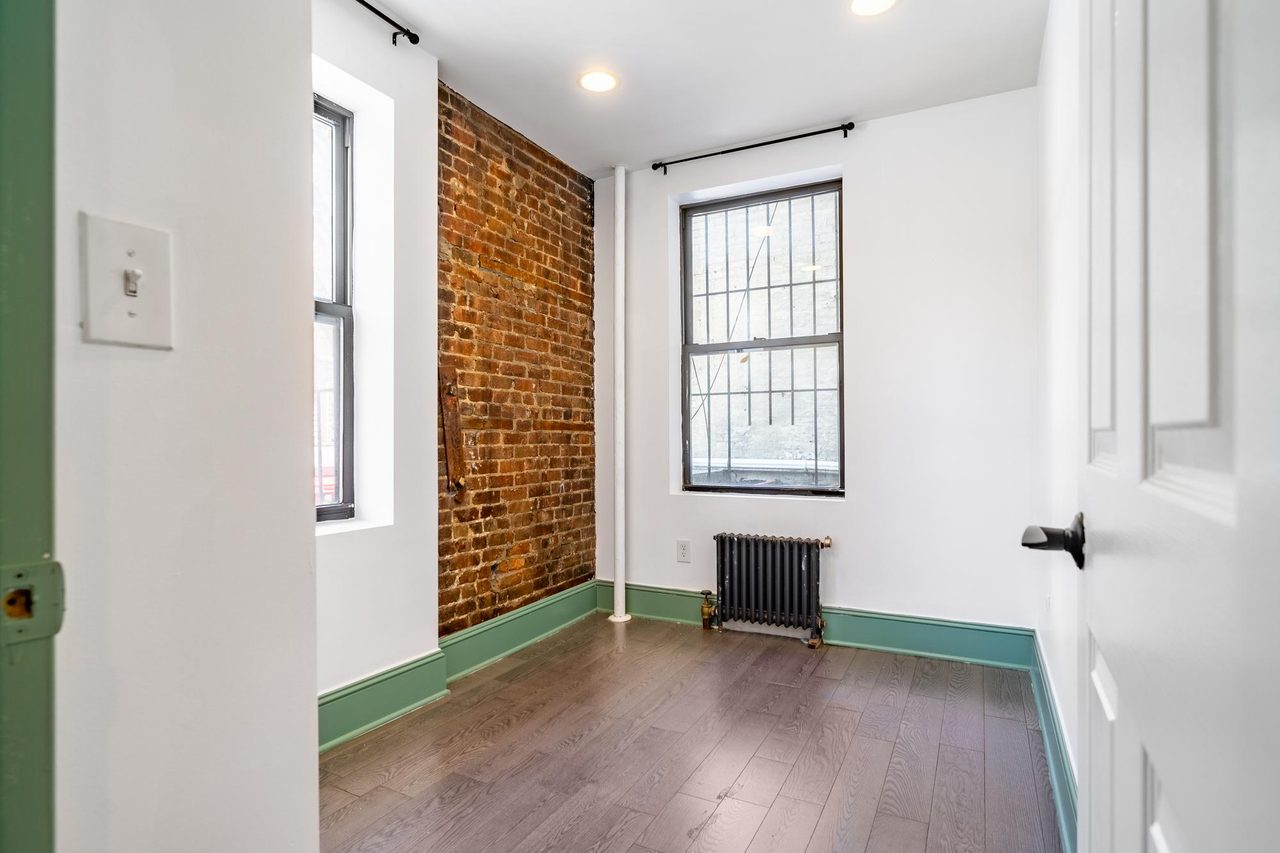 a room in Flatiron District photo 2