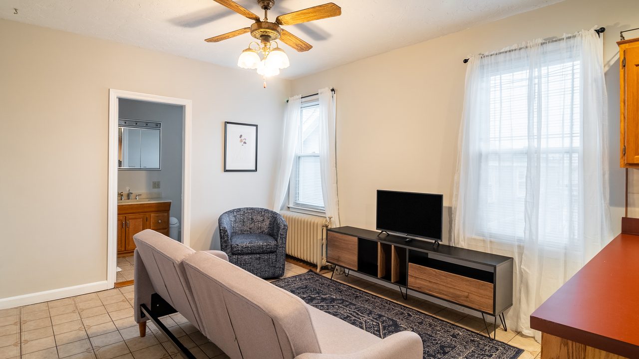 private room in East Somerville photo 8