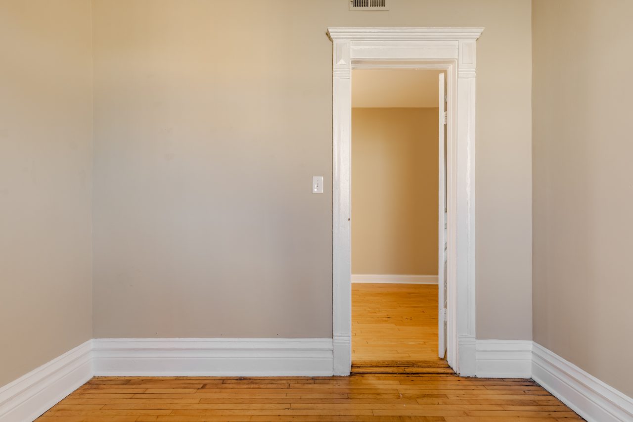 private room in West Town photo 4