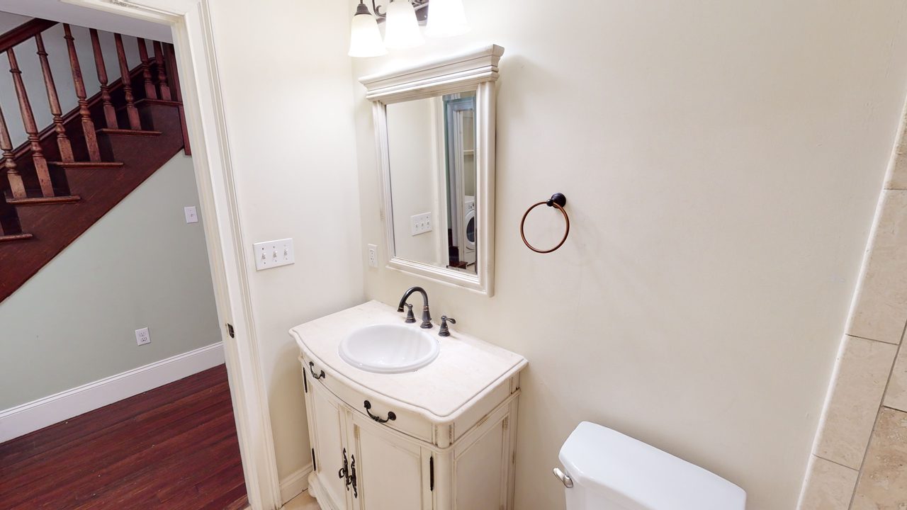 a room in Mission Hill photo 8