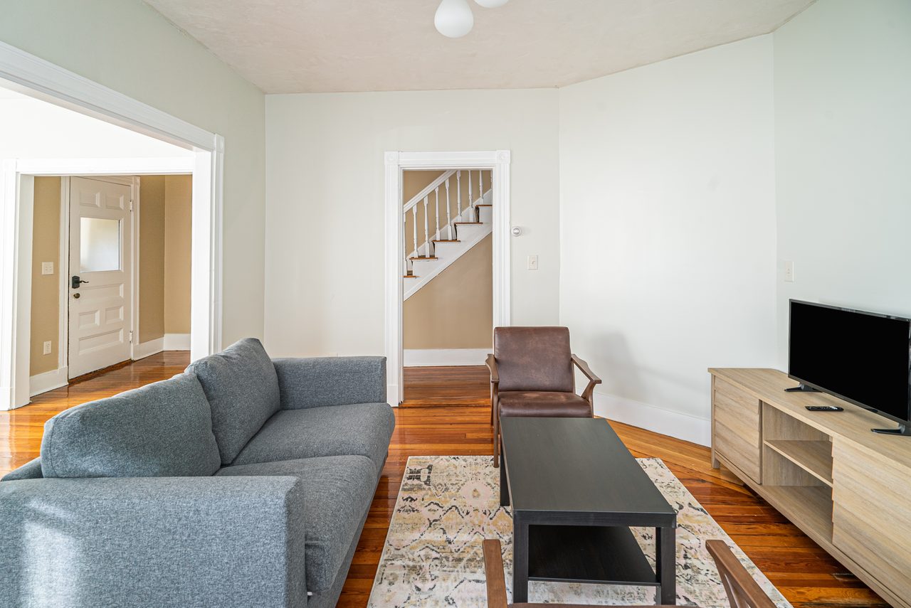 a room in Allston photo 8