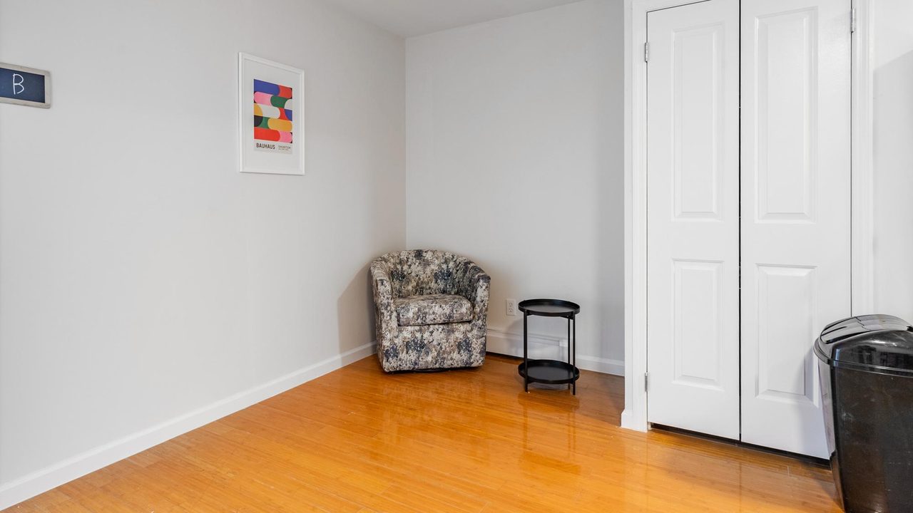 a room in Little Haiti photo 9