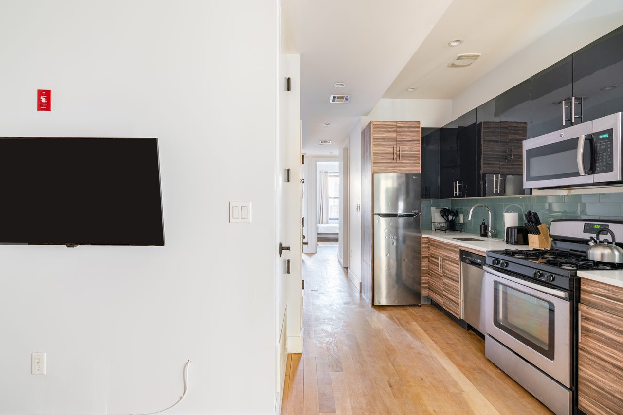 a room in Harlem photo 6