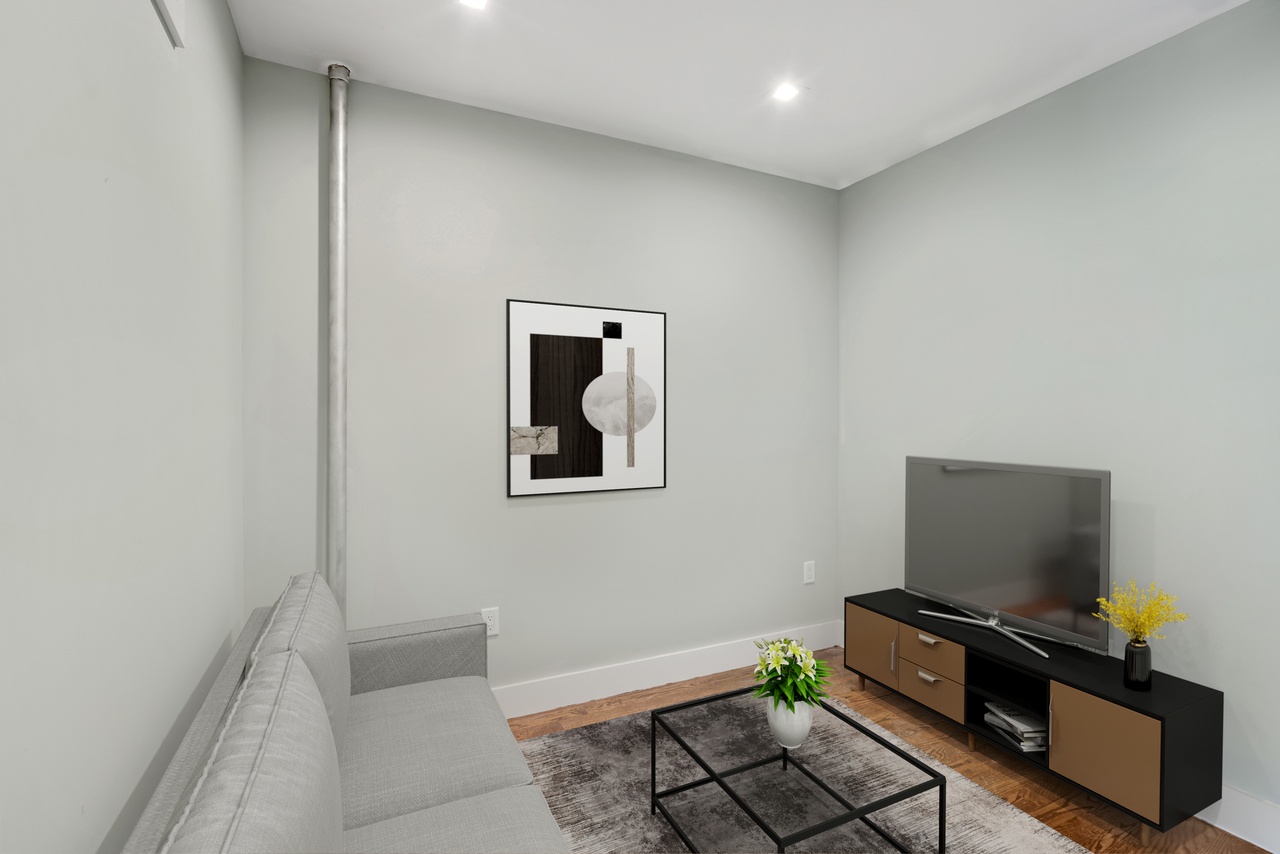 a room in East Harlem photo 3