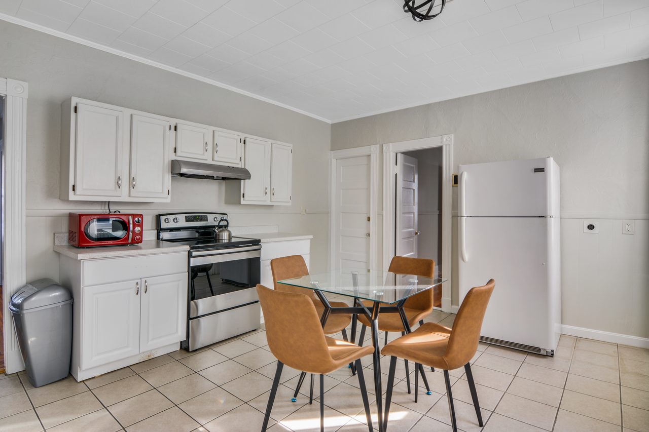 a room in Spring Hill photo 5