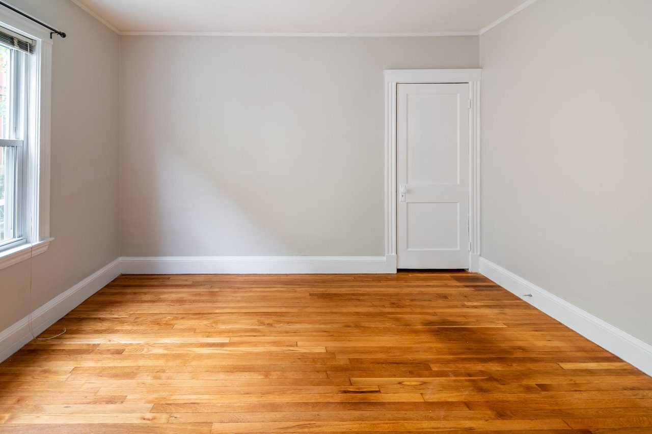 a room in Mission Hill photo 5