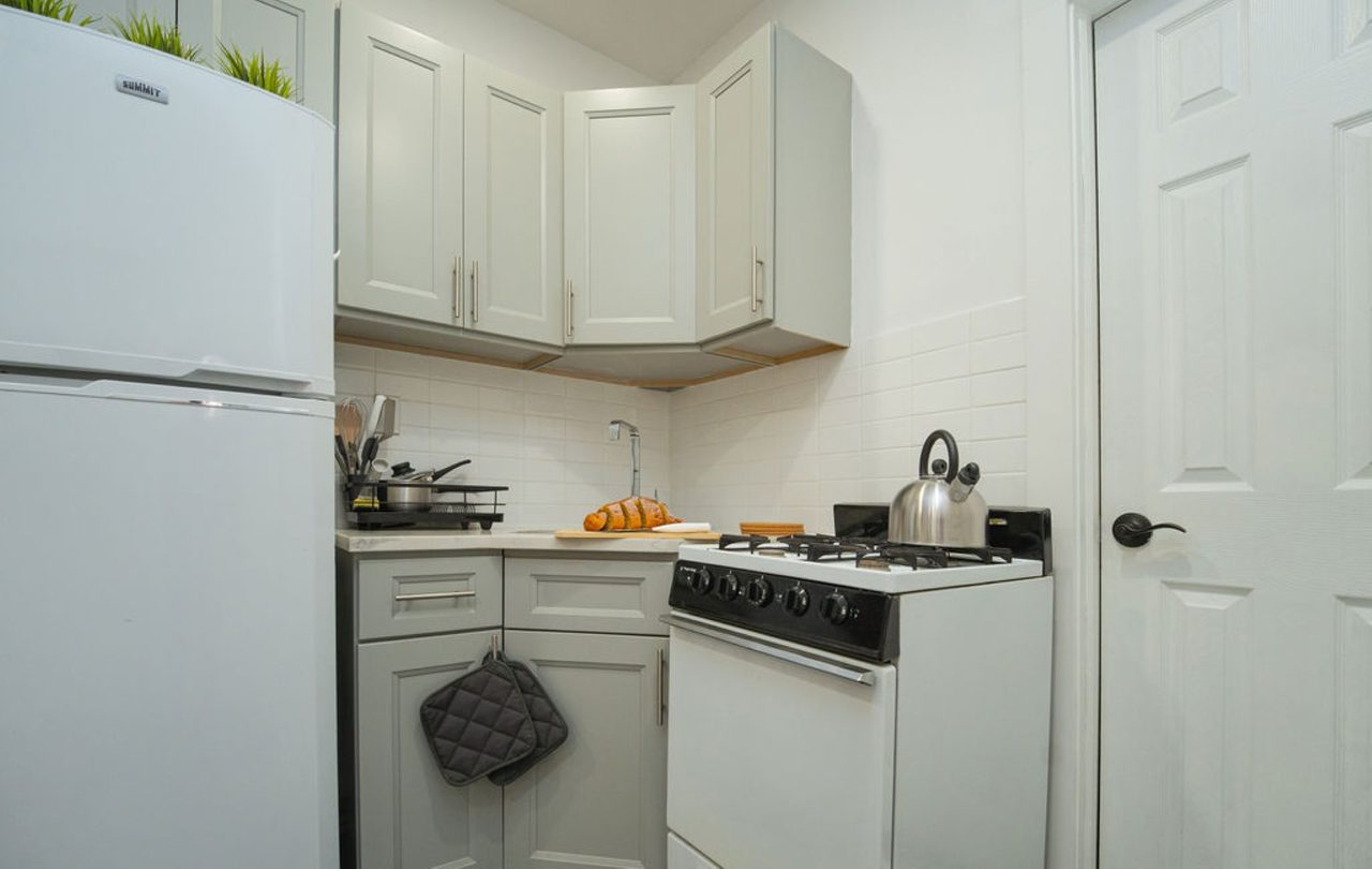 a room in East Village photo 4
