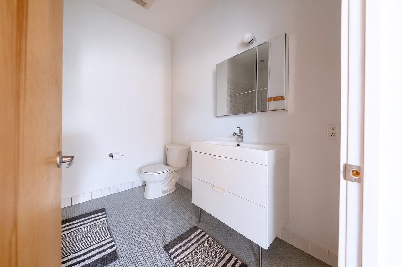a room in Prospect Lefferts Gardens photo 6
