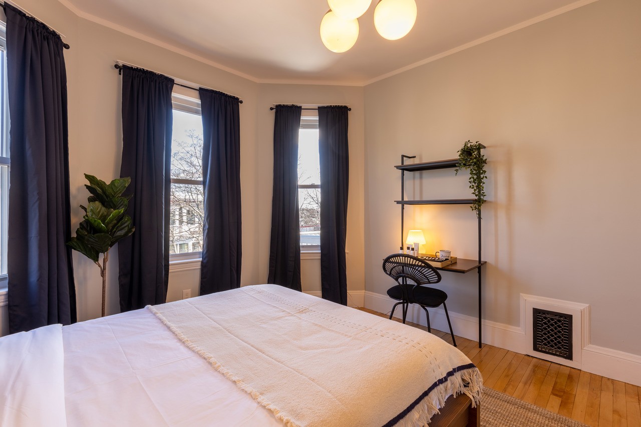a room in Dorchester photo 3