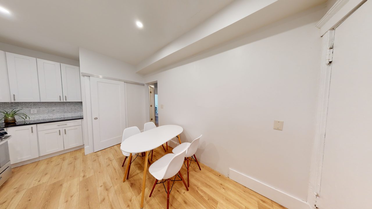 a room in Brighton photo 6