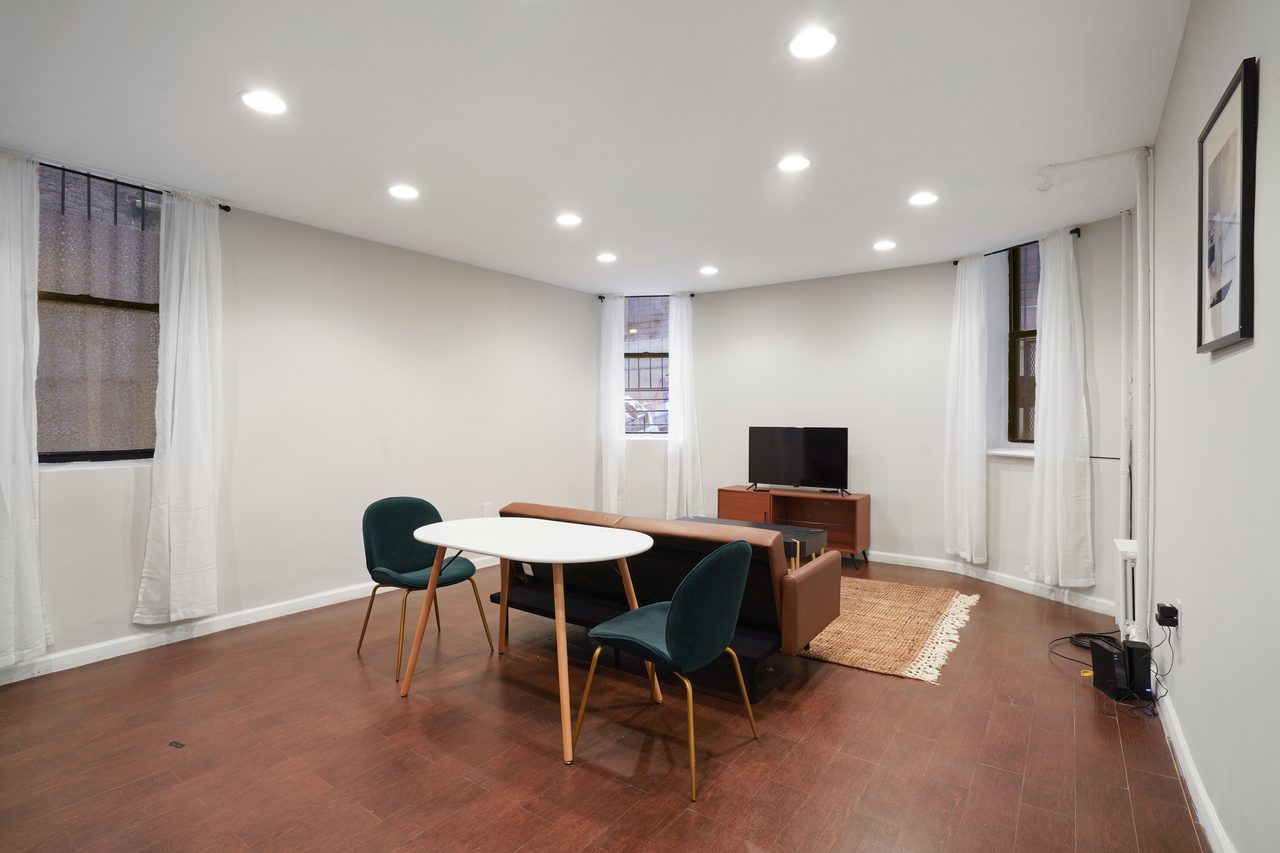 a room in Harlem photo 7