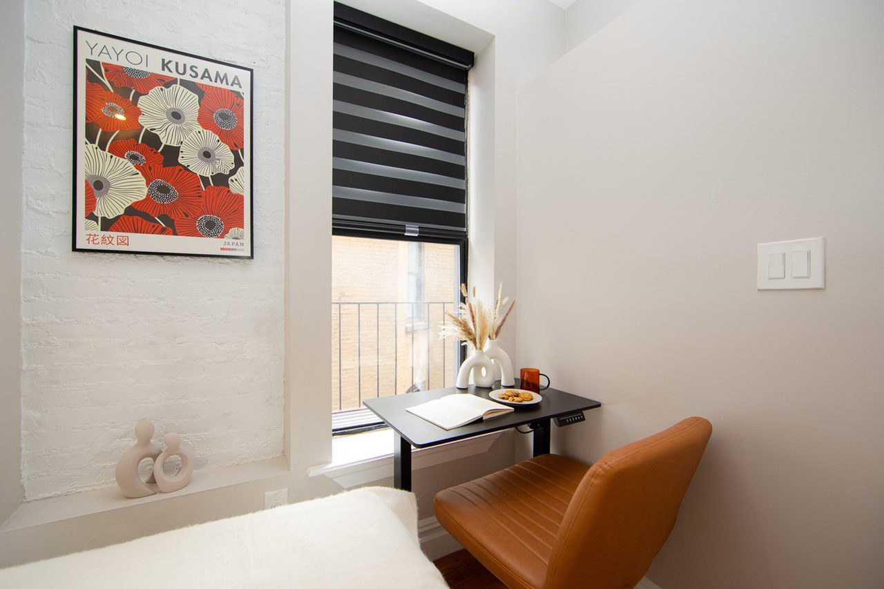 a room in Hell's Kitchen photo 8